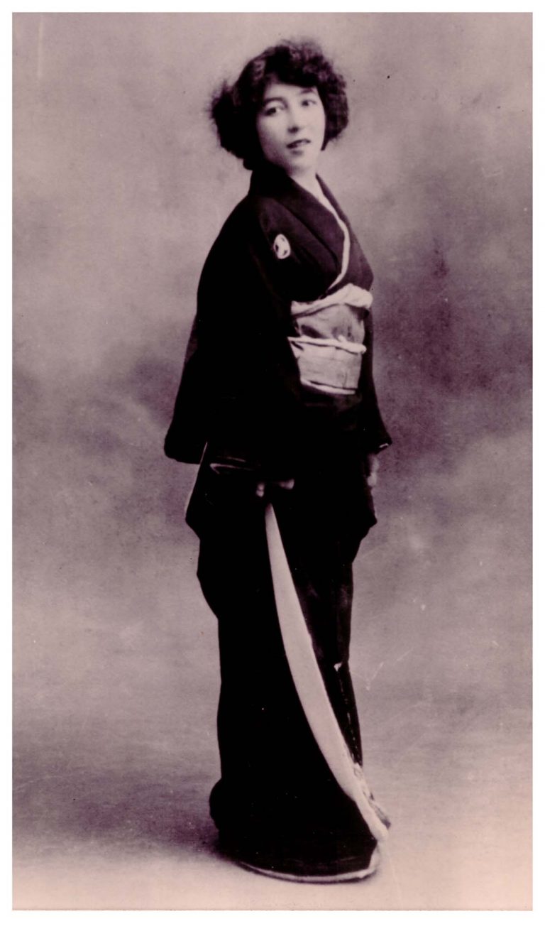 Japanese Women Artists You Should Know Meet Eugénie O’Kin Japan