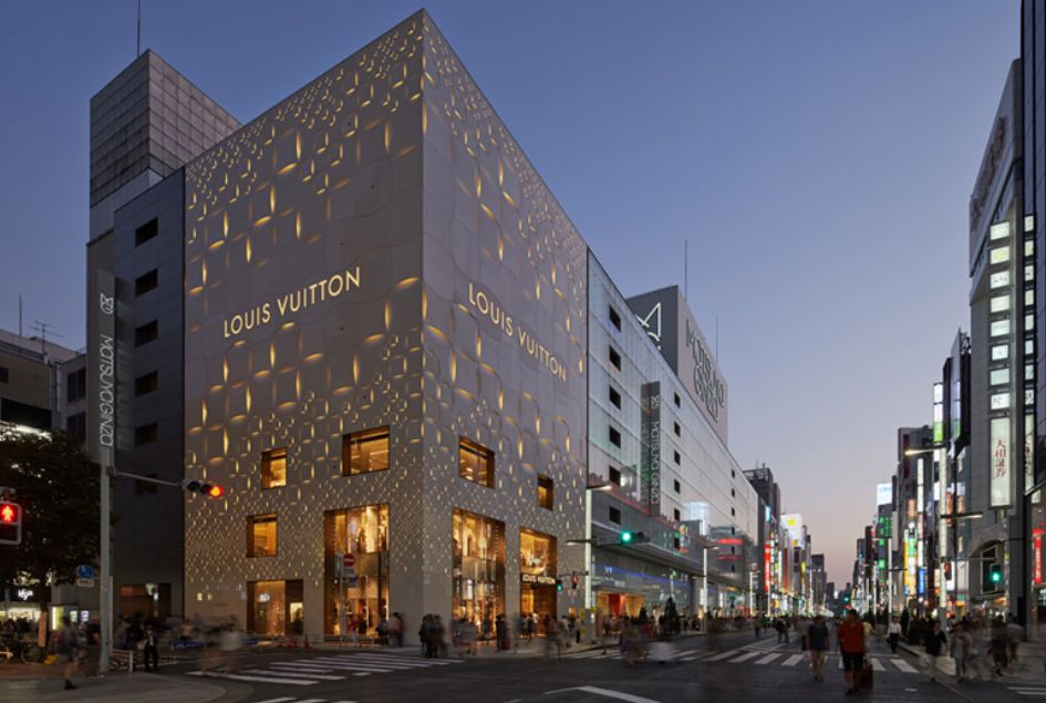 jun aoki designs exterior of 'billowing sails' for louis vuitton maison in  japan